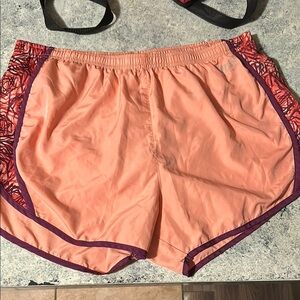 Everlast workout shorts